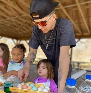 Meet your Posher, Lloyd